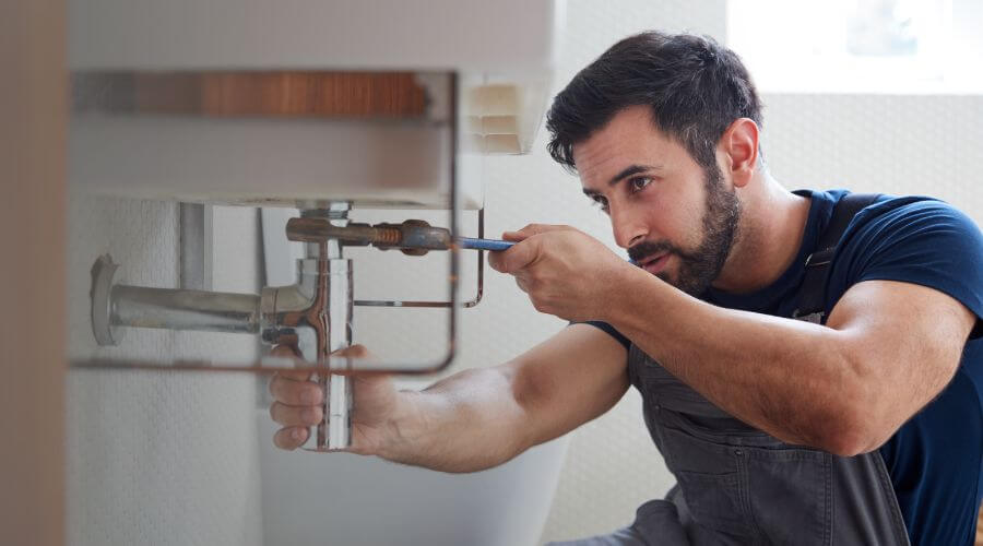 Expert burst pipe repair services in Rockwood, TX
